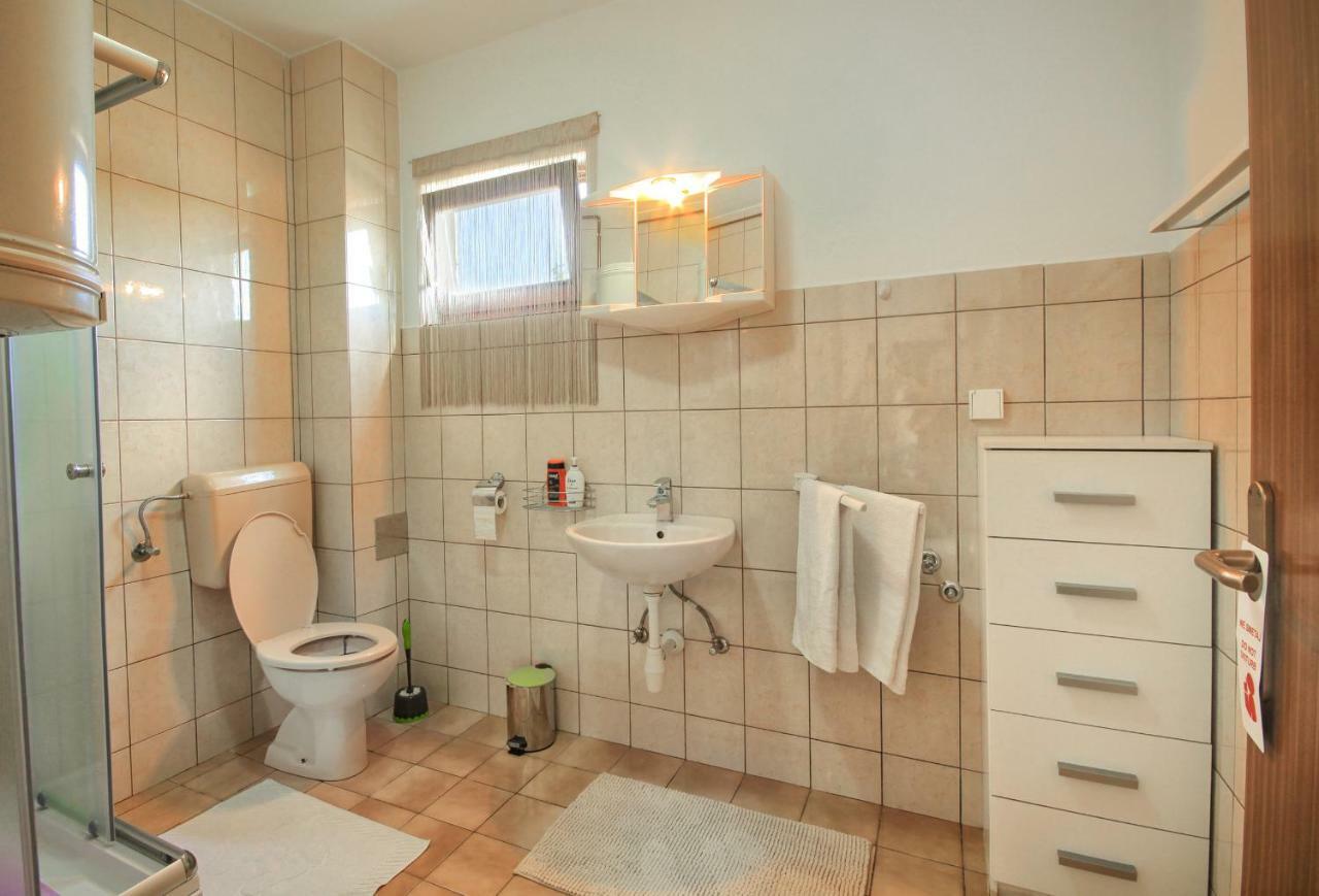 Apartman Katja Rakovica Exterior foto